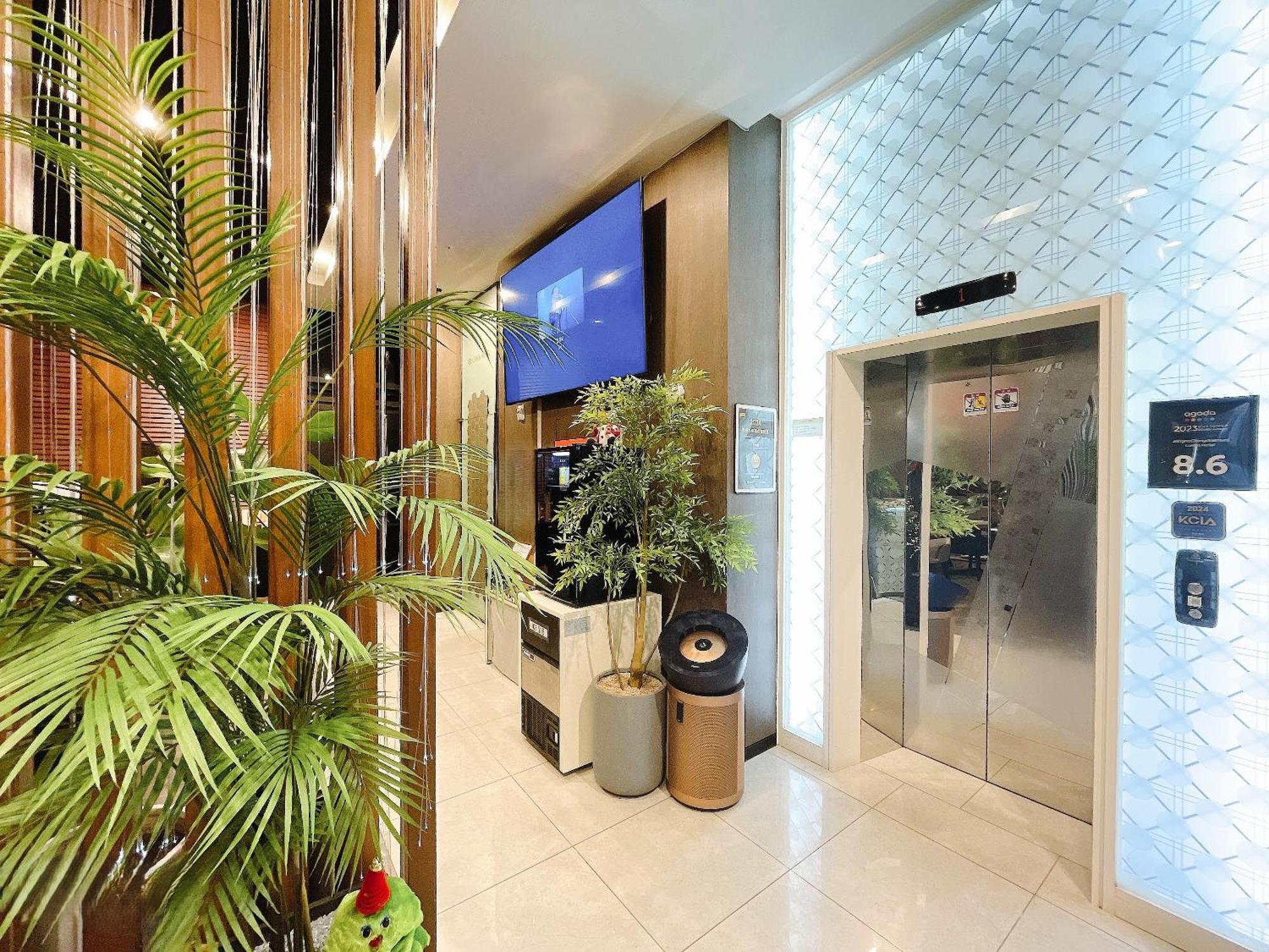 Jongno Lumia Tourist Hotel Seoul Ngoại thất bức ảnh