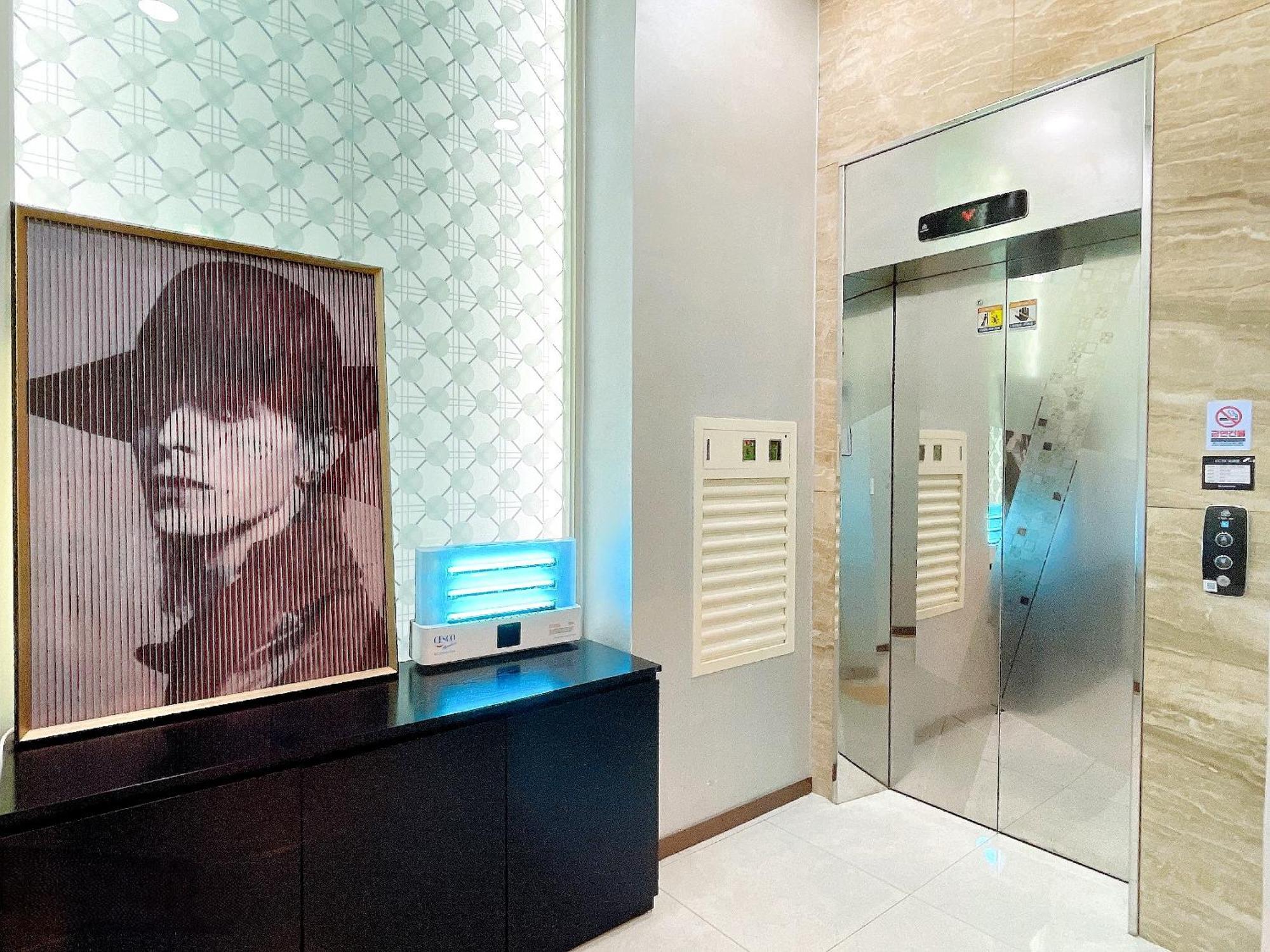 Jongno Lumia Tourist Hotel Seoul Ngoại thất bức ảnh